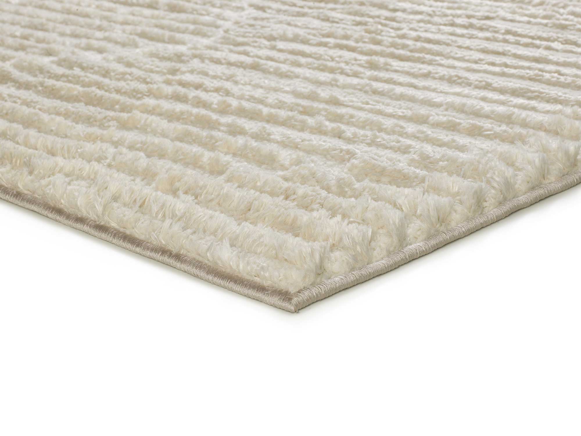 Atticgo Alfombra estilo escandinavo, reciclada y con relieve Lima 3500 Crema esquina