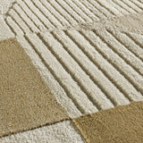 Atticgo Alfombra geométrica con relieve en tonos tierra Melfi 4509 detalle